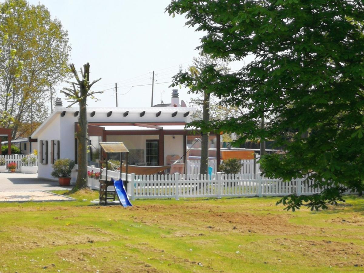 Villa Roma Holidays Jesolo Extérieur photo