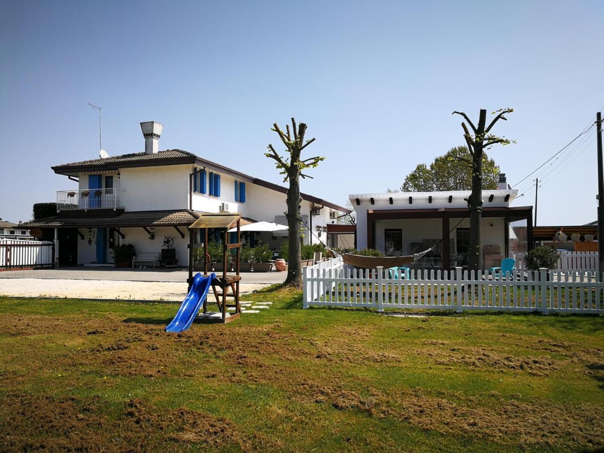 Villa Roma Holidays Jesolo Extérieur photo