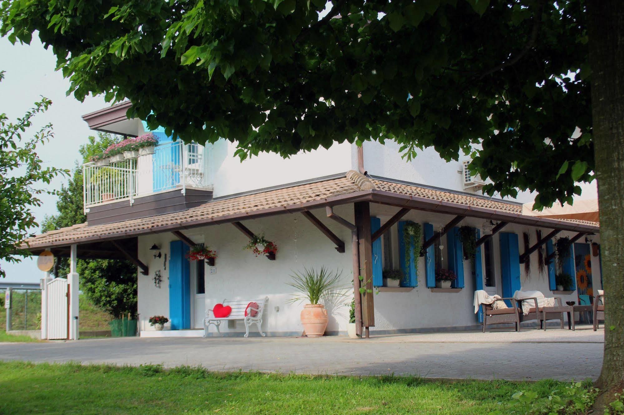 Villa Roma Holidays Jesolo Extérieur photo